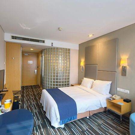 Holiday Inn Express Beijing Yizhuang By Ihg - Taxi 1 Hour To International Airport And 800 Meters To The Nearby Subway Buitenkant foto
