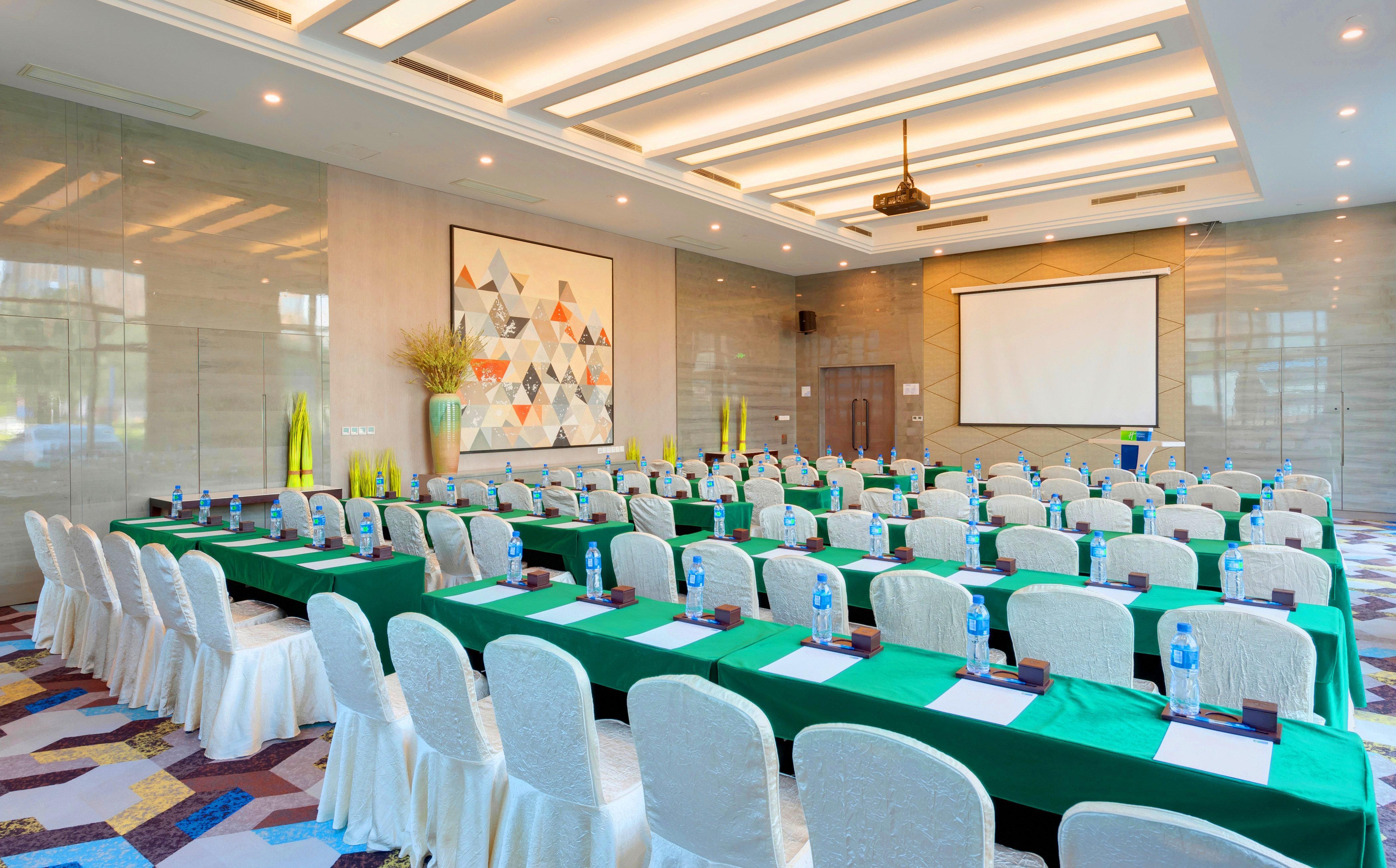 Holiday Inn Express Beijing Yizhuang By Ihg - Taxi 1 Hour To International Airport And 800 Meters To The Nearby Subway Buitenkant foto