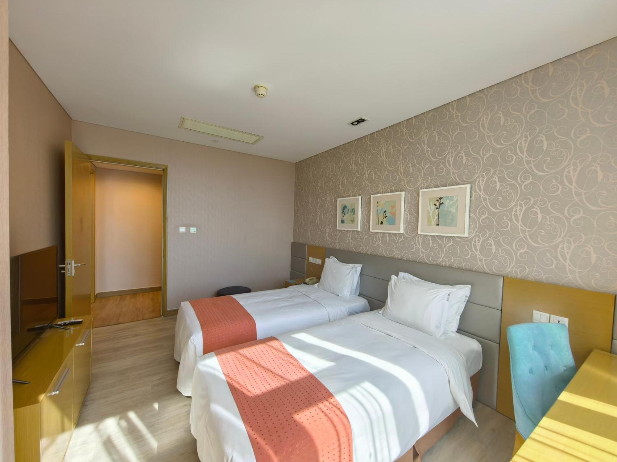 Holiday Inn Express Beijing Yizhuang By Ihg - Taxi 1 Hour To International Airport And 800 Meters To The Nearby Subway Buitenkant foto