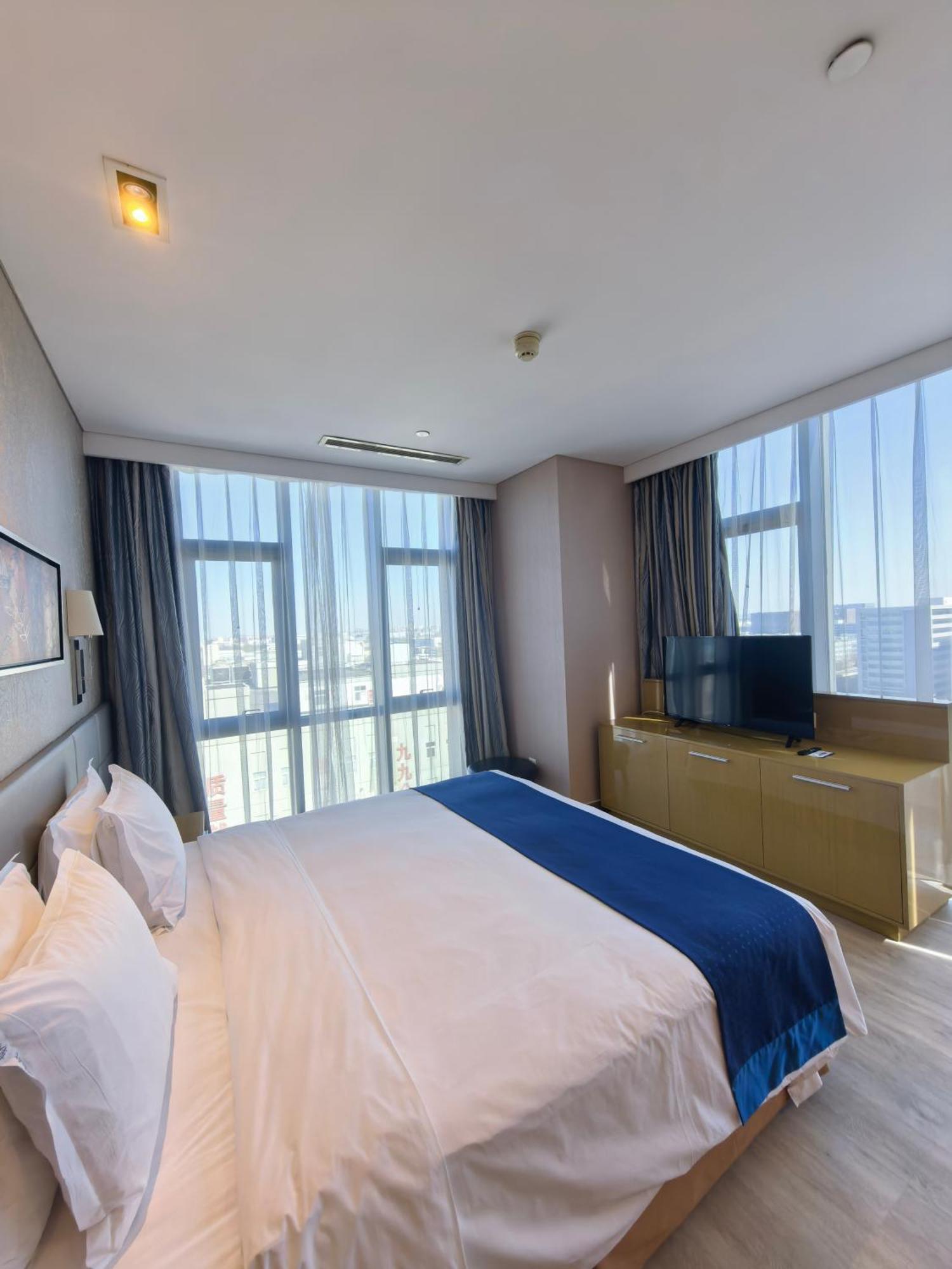 Holiday Inn Express Beijing Yizhuang By Ihg - Taxi 1 Hour To International Airport And 800 Meters To The Nearby Subway Buitenkant foto