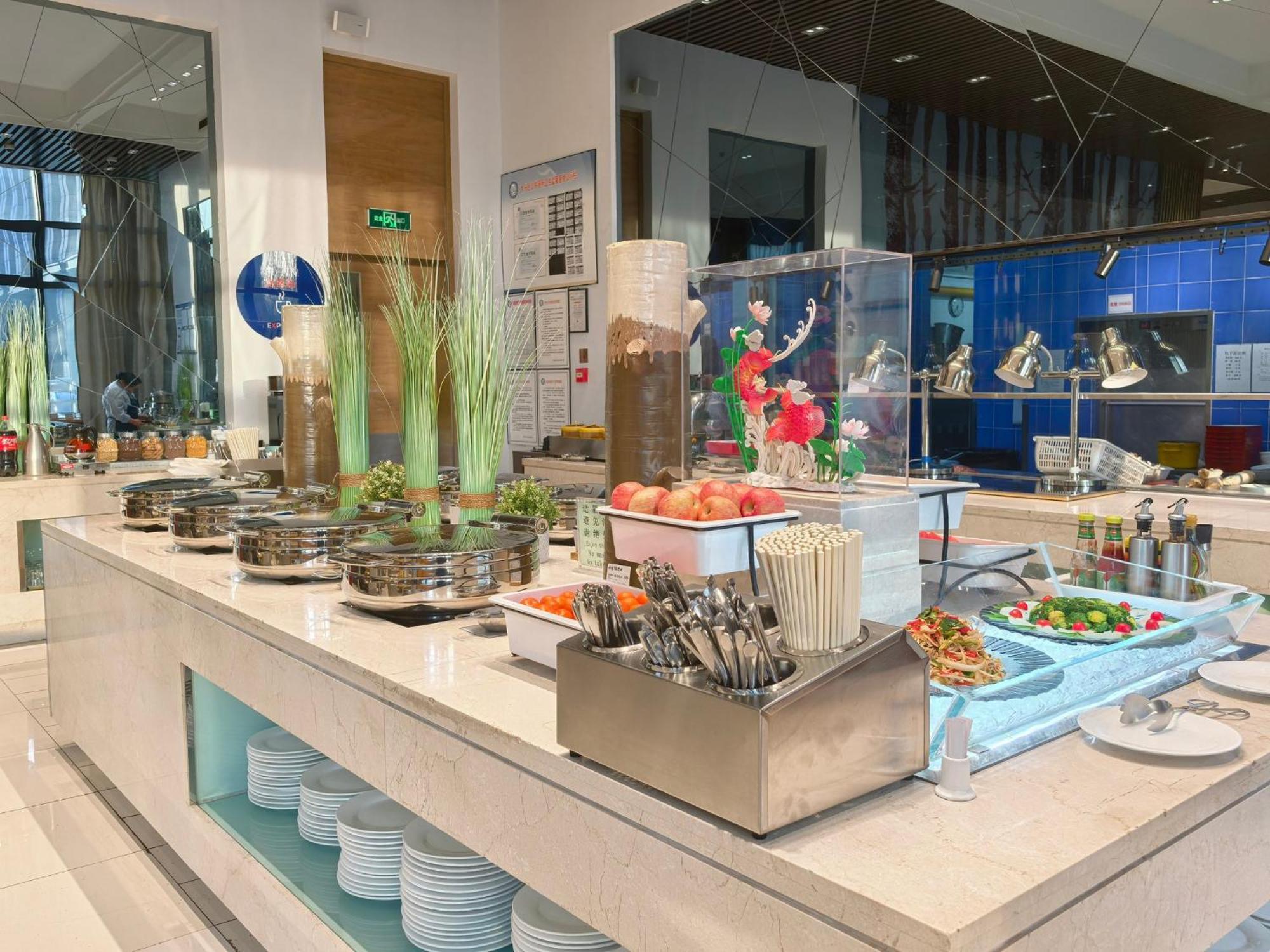 Holiday Inn Express Beijing Yizhuang By Ihg - Taxi 1 Hour To International Airport And 800 Meters To The Nearby Subway Buitenkant foto